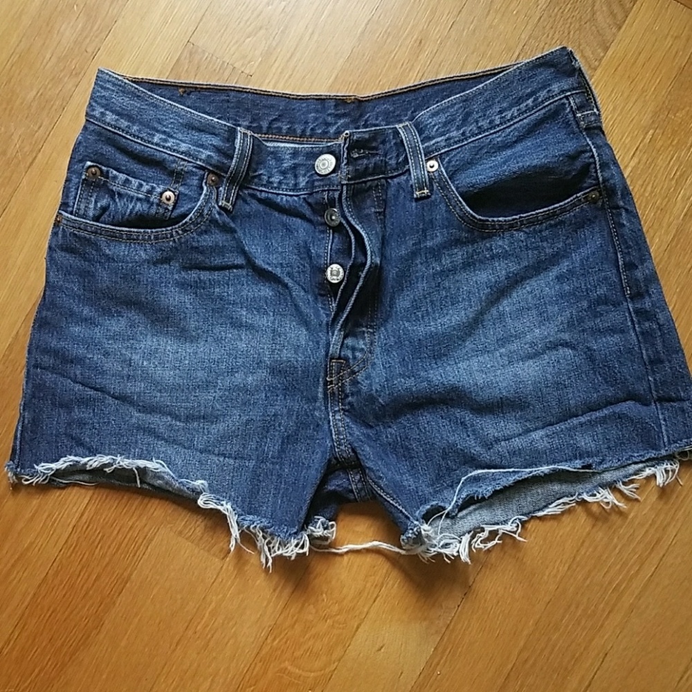 Levi's 501 buttonfly cut off shorts